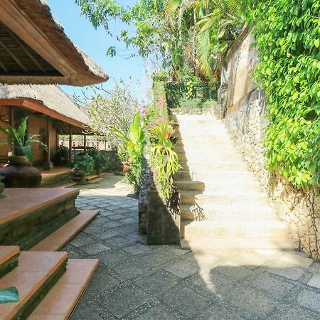 The Laras Villa Jimbaran  Exterior photo