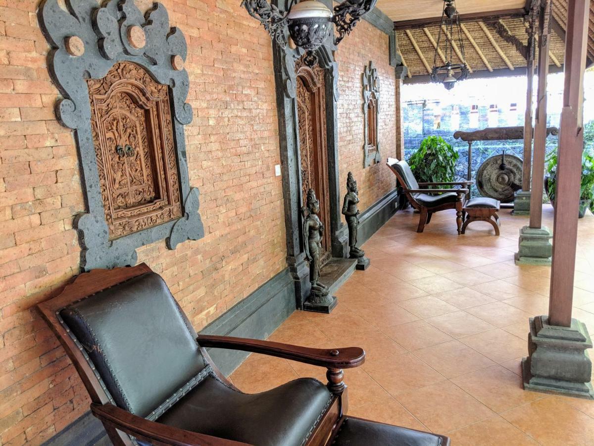 The Laras Villa Jimbaran  Exterior photo