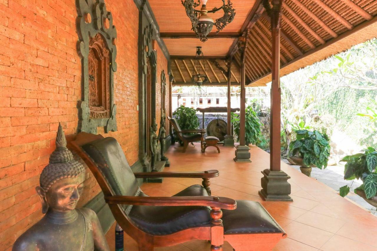 The Laras Villa Jimbaran  Exterior photo